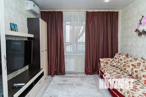 1-к квартира, посуточно, 35м2, 13/16 этаж