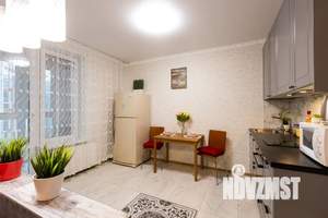 1-к квартира, посуточно, 40м2, 7/18 этаж