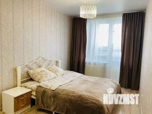 1-к квартира, посуточно, 42м2, 8/25 этаж