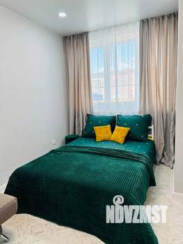 1-к квартира, посуточно, 35м2, 12/25 этаж