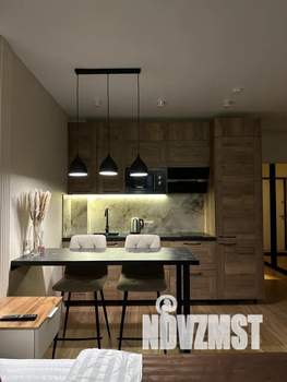 Студия квартира, посуточно, 40м2, 16/32 этаж