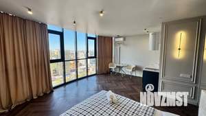 Студия квартира, посуточно, 35м2, 18/21 этаж