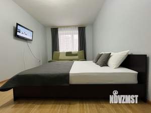 1-к квартира, посуточно, 34м2, 3/26 этаж