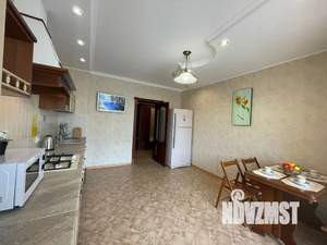 2-к квартира, посуточно, 70м2, 4/9 этаж