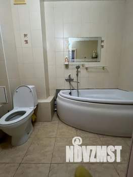 1-к квартира, посуточно, 38м2, 5/10 этаж