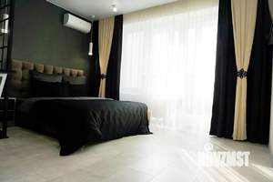 Студия квартира, посуточно, 30м2, 15/25 этаж