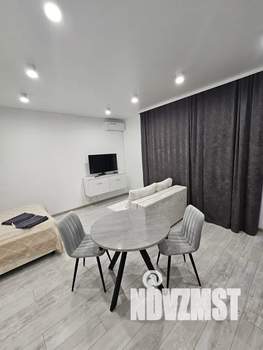 Студия квартира, посуточно, 31м2, 12/25 этаж