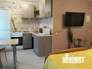 Студия квартира, посуточно, 28м2, 3/5 этаж