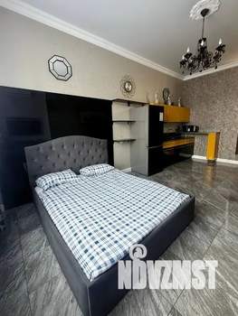 Студия квартира, посуточно, 32м2, 2/18 этаж