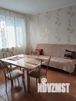 1-к квартира, посуточно, 54м2, 2/15 этаж