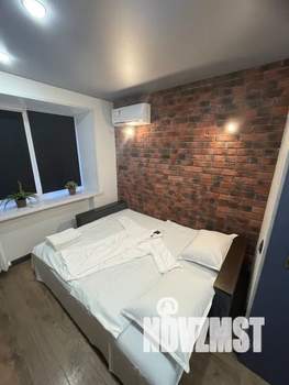 Студия квартира, посуточно, 18м2, 1/5 этаж