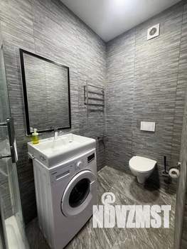 Студия квартира, посуточно, 32м2, 2/18 этаж