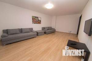 2-к квартира, посуточно, 70м2, 1/1 этаж