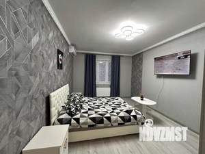 1-к квартира, посуточно, 43м2, 1/1 этаж