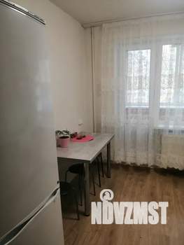 1-к квартира, посуточно, 38м2, 1/9 этаж