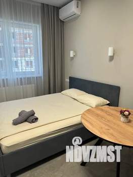 Студия квартира, посуточно, 23м2, 18/20 этаж