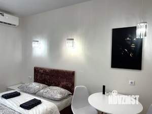 Студия квартира, посуточно, 36м2, 19/25 этаж