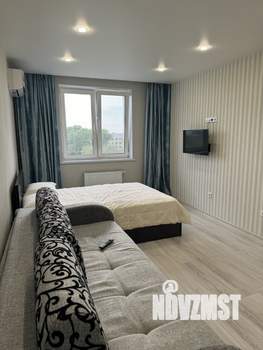 1-к квартира, посуточно, 45м2, 10/25 этаж