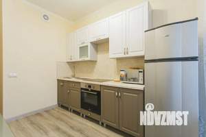 1-к квартира, посуточно, 37м2, 1/1 этаж