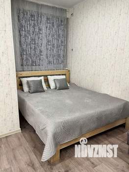 Студия квартира, посуточно, 30м2, 16/17 этаж