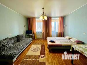 1-к квартира, посуточно, 35м2, 1/1 этаж