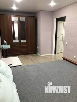 1-к квартира, посуточно, 38м2, 4/18 этаж