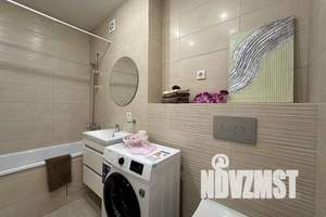 1-к квартира, посуточно, 38м2, 8/15 этаж