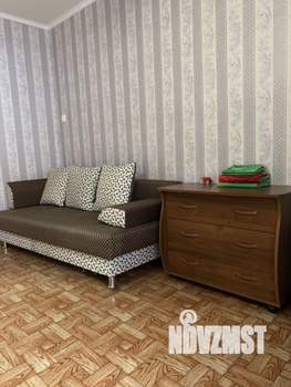 1-к квартира, посуточно, 47м2, 2/10 этаж