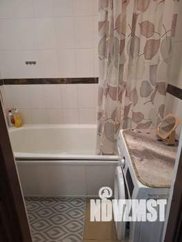 1-к квартира, посуточно, 40м2, 8/9 этаж