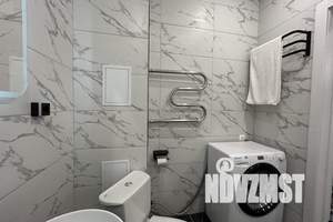 1-к квартира, посуточно, 38м2, 11/22 этаж