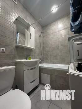 Студия квартира, посуточно, 31м2, 10/22 этаж