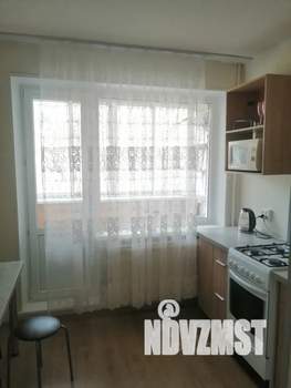 1-к квартира, посуточно, 38м2, 1/9 этаж