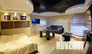 Студия квартира, посуточно, 50м2, 1/4 этаж