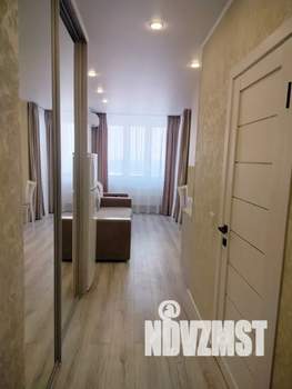 Студия квартира, посуточно, 25м2, 14/22 этаж