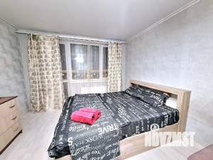 1-к квартира, посуточно, 35м2, 23/28 этаж