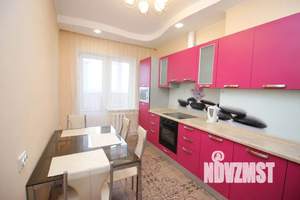 1-к квартира, посуточно, 47м2, 10/17 этаж