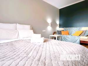 Студия квартира, посуточно, 40м2, 5/25 этаж