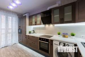 1-к квартира, посуточно, 40м2, 16/17 этаж