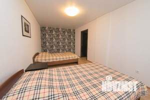 2-к квартира, посуточно, 65м2, 1/1 этаж