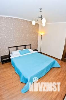 2-к квартира, посуточно, 60м2, 3/23 этаж