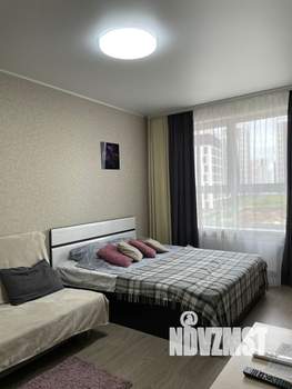 1-к квартира, посуточно, 38м2, 8/25 этаж