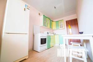 1-к квартира, посуточно, 45м2, 6/15 этаж