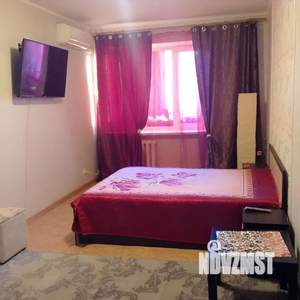 1-к квартира, посуточно, 42м2, 7/13 этаж
