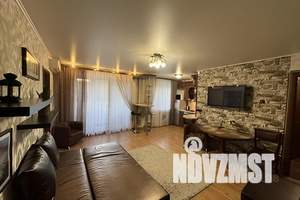 2-к квартира, посуточно, 45м2, 5/5 этаж