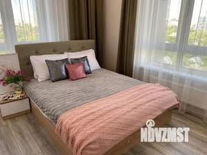 1-к квартира, посуточно, 40м2, 10/25 этаж