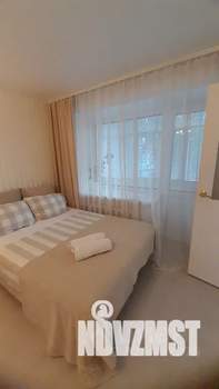 2-к квартира, посуточно, 35м2, 3/5 этаж