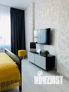 1-к квартира, посуточно, 40м2, 8/21 этаж