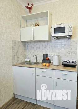 1-к квартира, посуточно, 14м2, 1/1 этаж