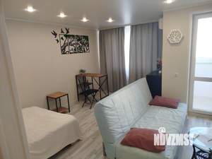 Студия квартира, посуточно, 38м2, 10/25 этаж