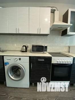 1-к квартира, посуточно, 40м2, 4/28 этаж